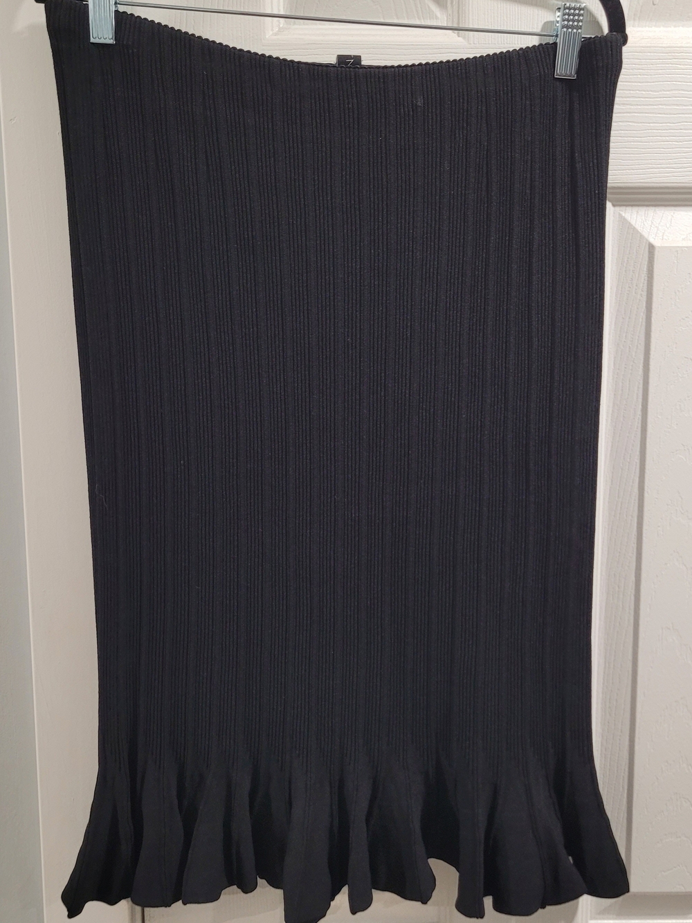 Marc Cain Women’s Black Ribbed Knit Skirt with Ruffle Hem